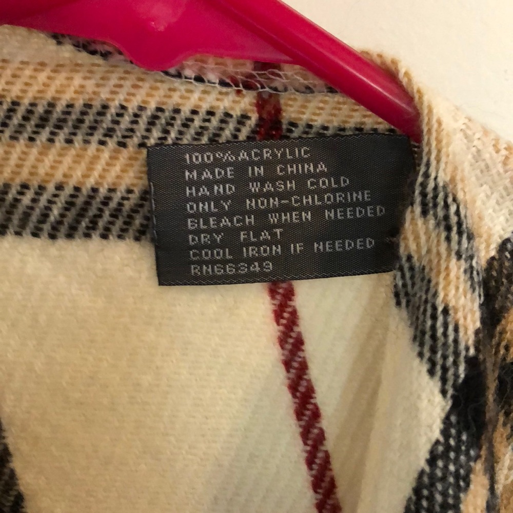 Fall wrap - Picture 2 of 2